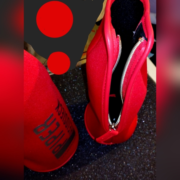 ❤️ Piper-Heidsieck Champagne Red Ice Jacket Sleeve for 750ml bottle LOT OF 2 - Picture 2 of 5